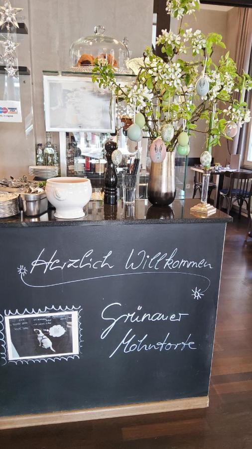 Hotel Hotel&café Kleinergrünauer 3*
